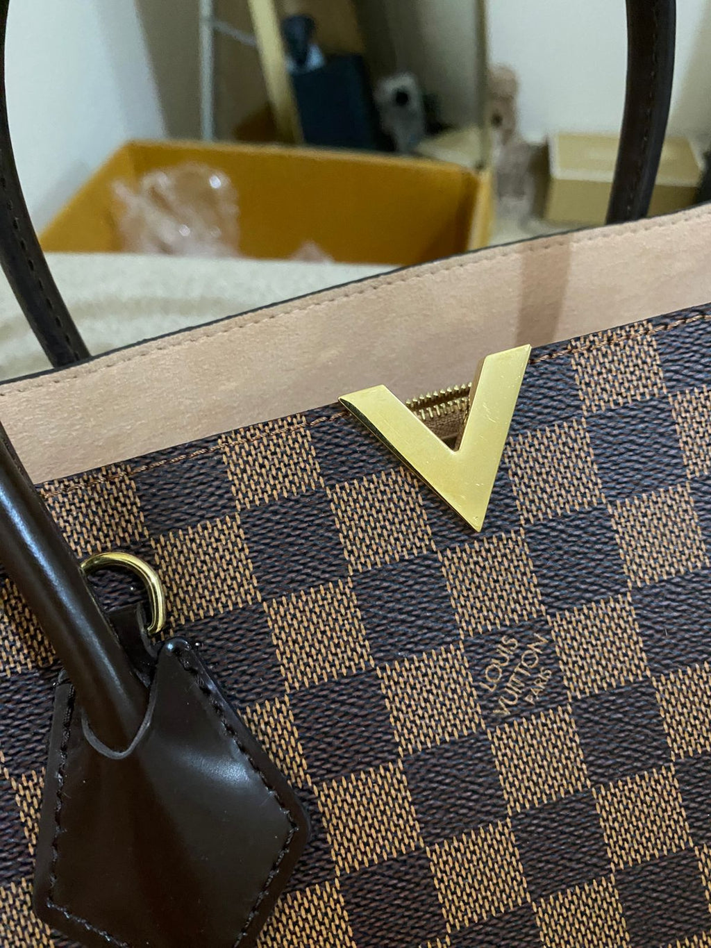 Louis Vuitton Kesington Damier Ebene