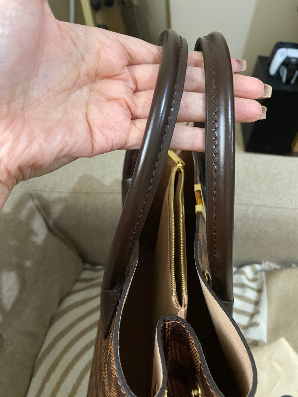 Louis Vuitton Kesington Damier Ebene