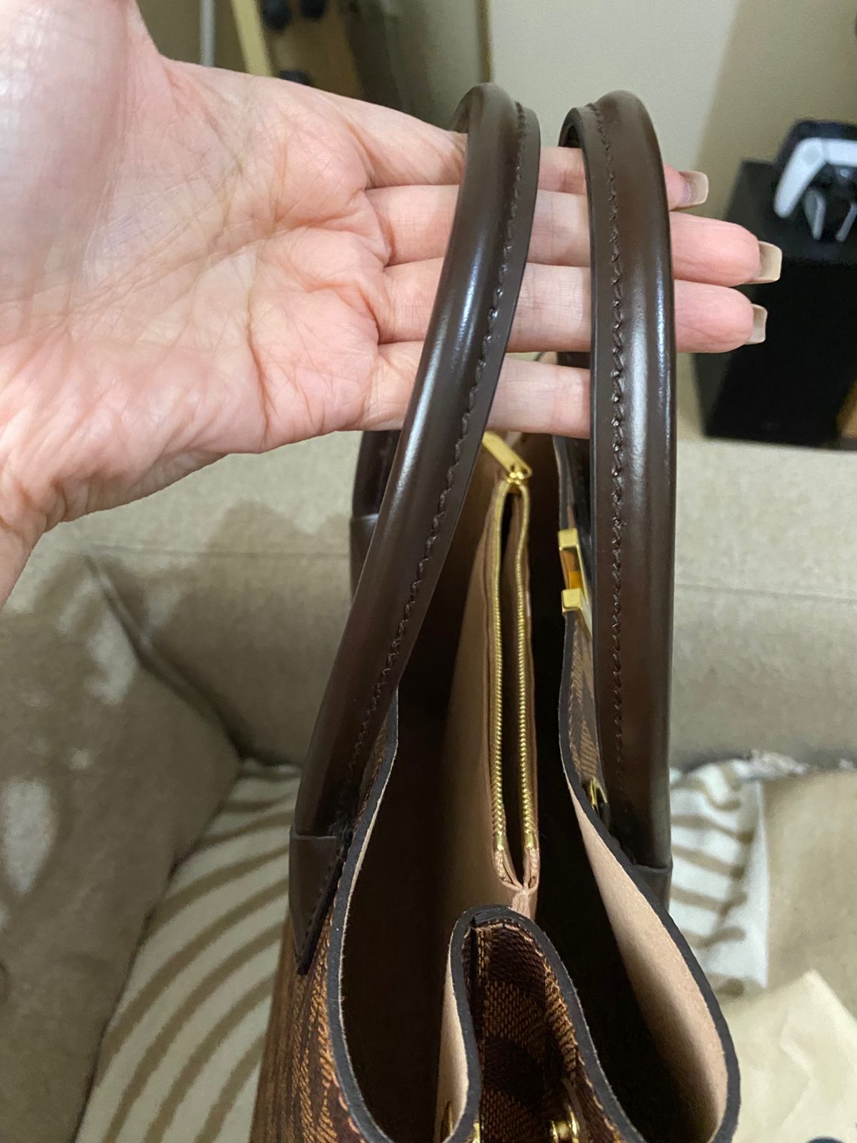 Louis Vuitton Kesington Damier Ebene