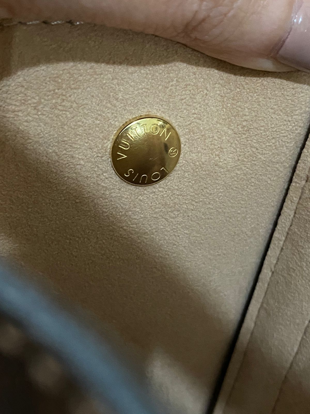 Louis Vuitton Kesington Damier Ebene