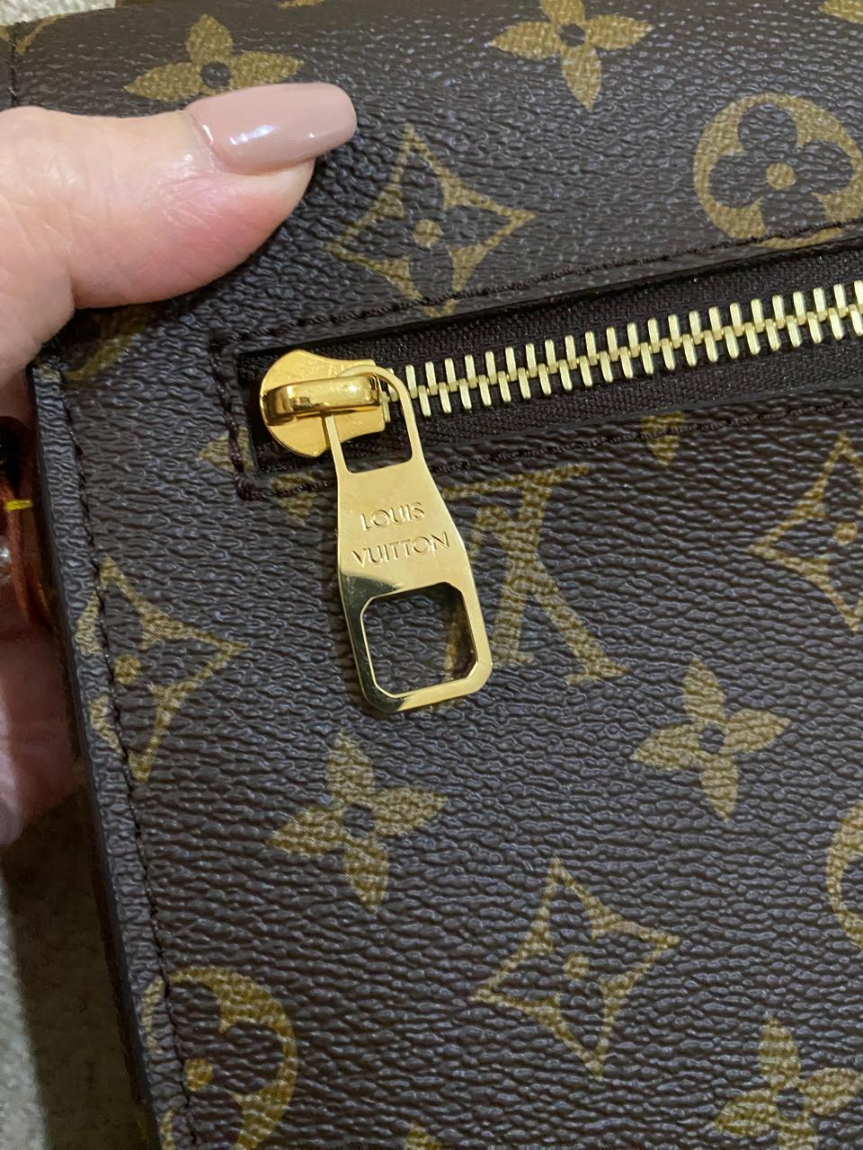 Louis Vuitton Monogram Canvas Pochette Metis
