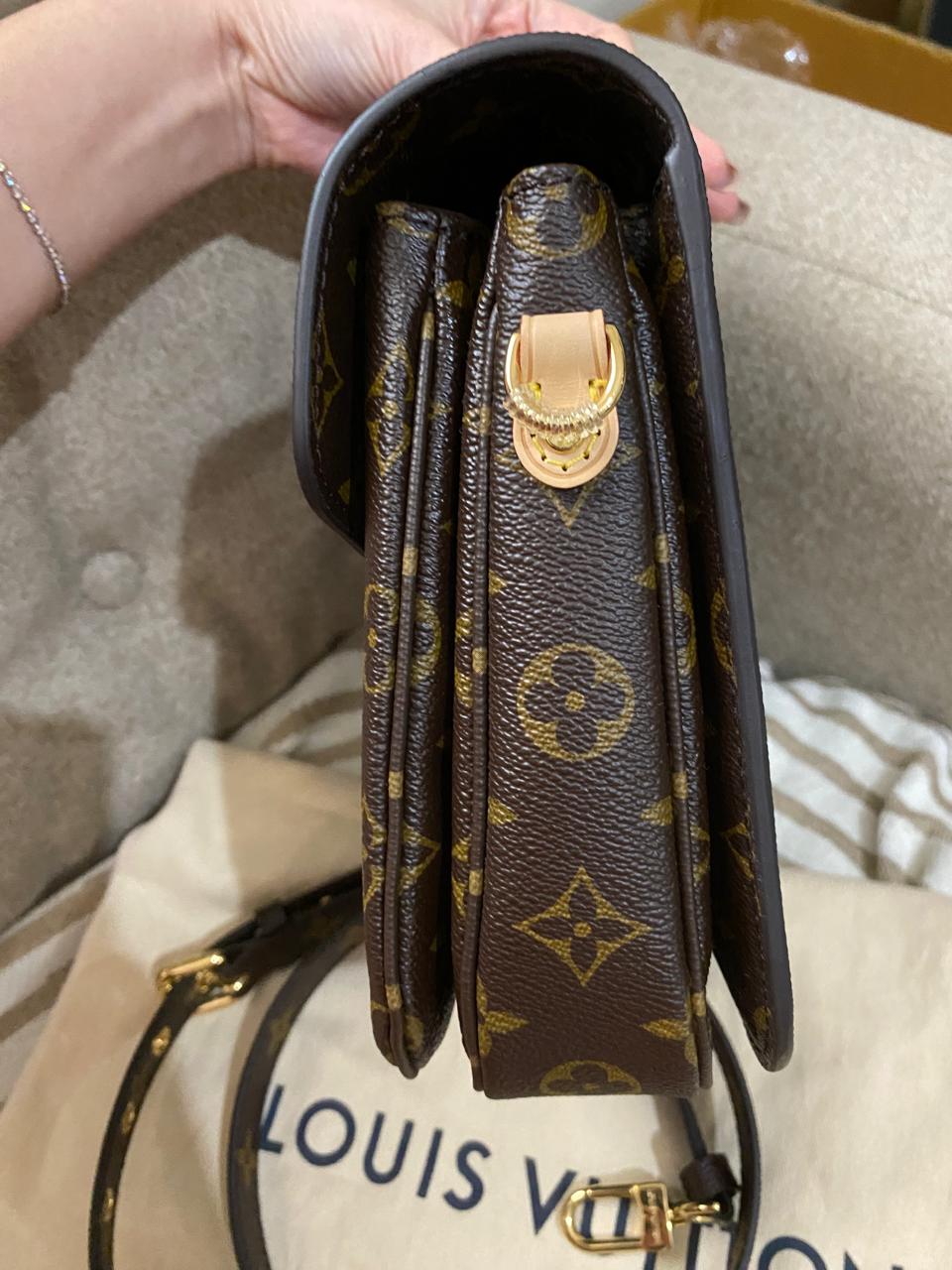 Louis Vuitton Monogram Canvas Pochette Metis