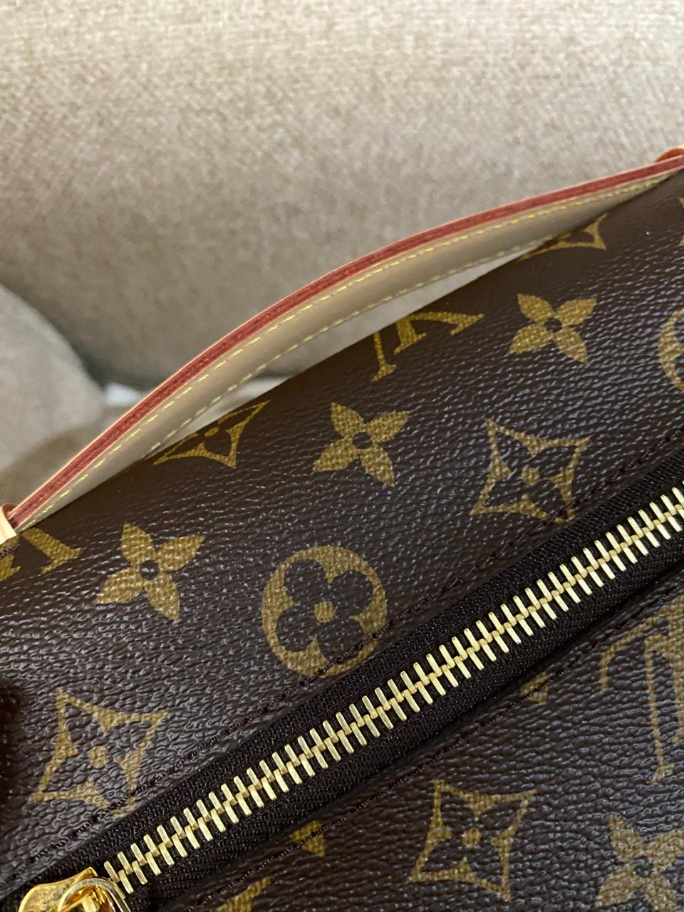 Louis Vuitton Monogram Canvas Pochette Metis