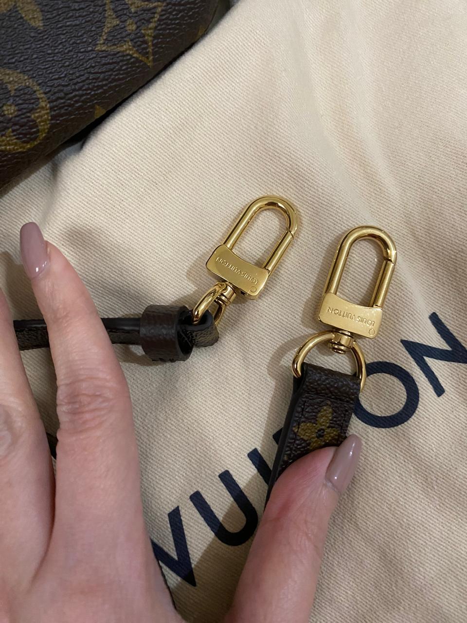 Louis Vuitton Monogram Canvas Pochette Metis