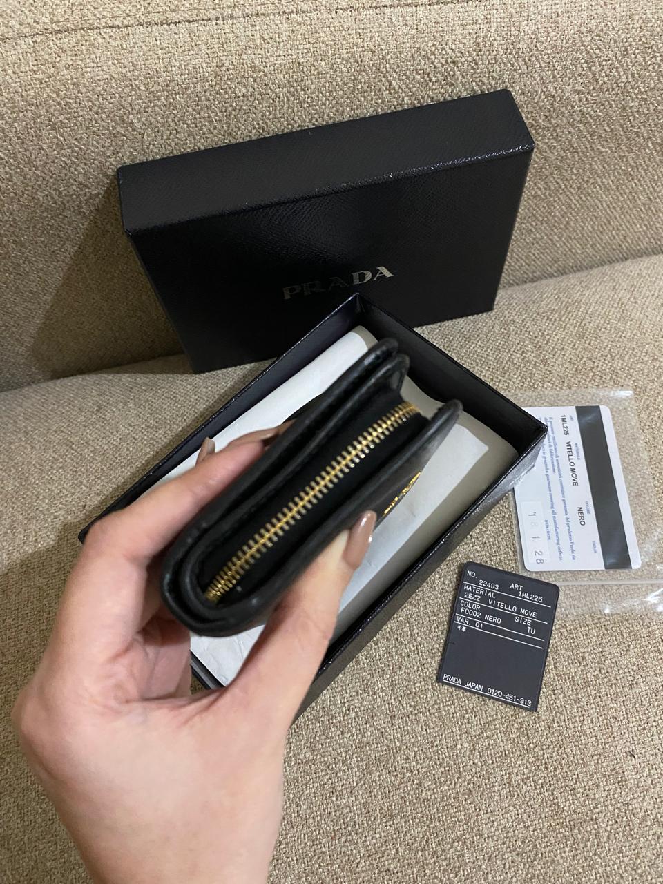 PRADA SAFFIANO BIFOLD WALLET