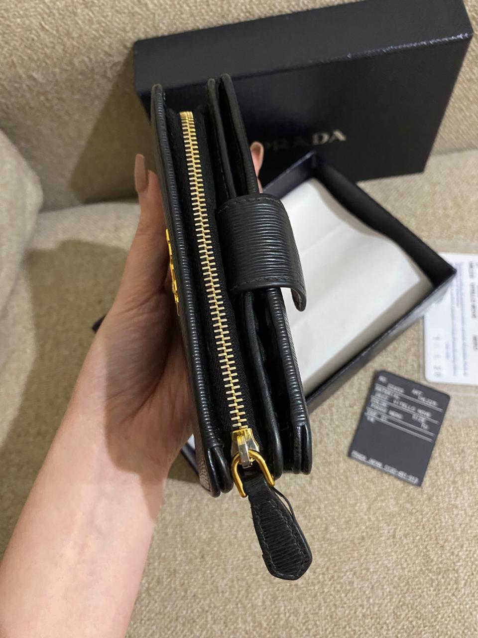 PRADA SAFFIANO BIFOLD WALLET