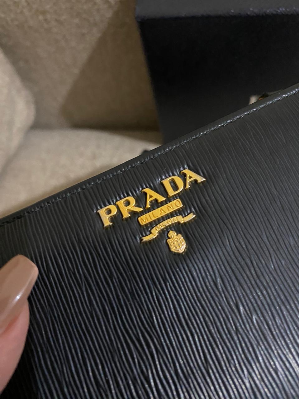 PRADA SAFFIANO BIFOLD WALLET
