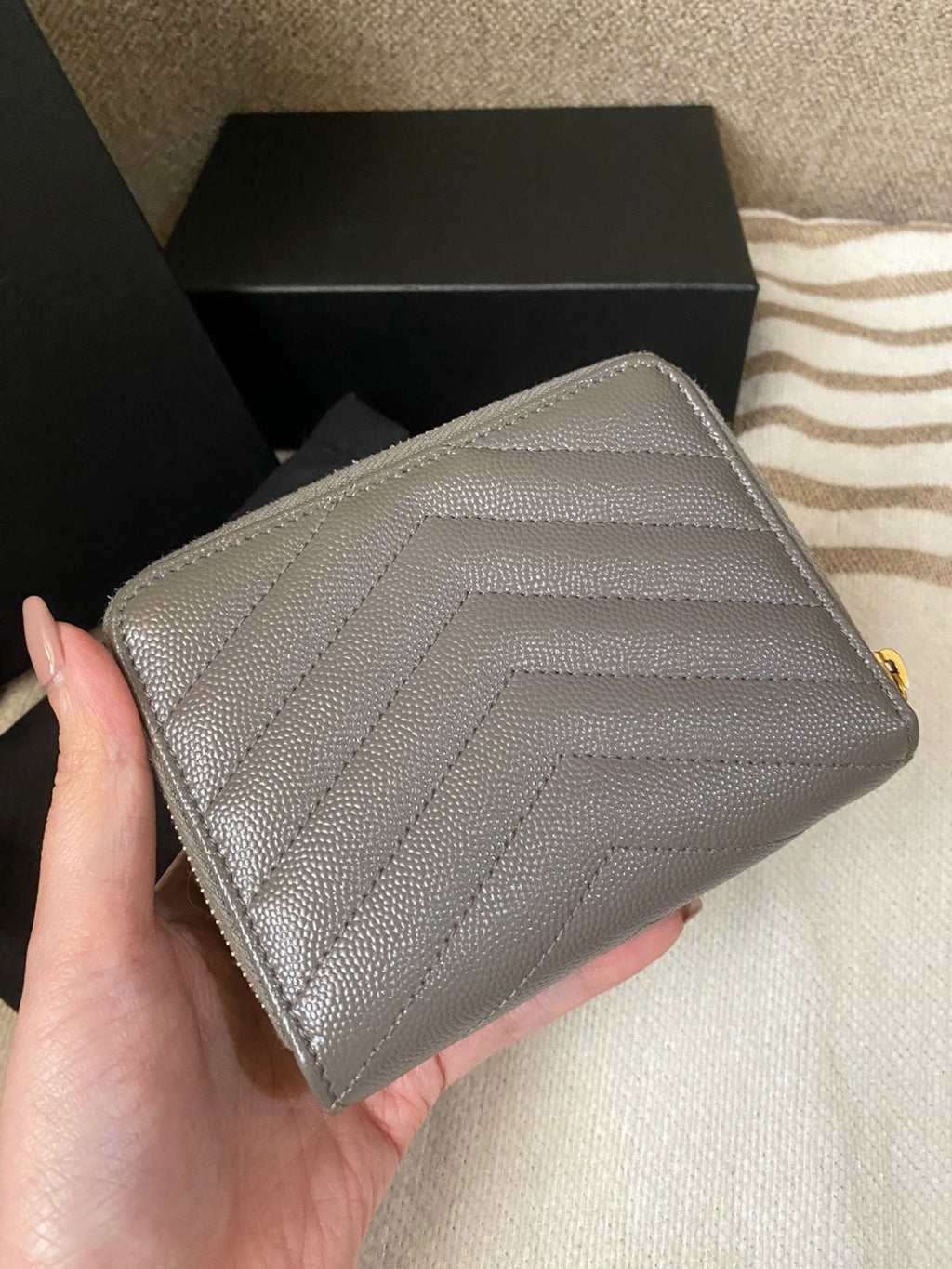 Yves Saint Laurent CASSANDRE MATELASSÉ compact zip around wallet in grain de poudre leather