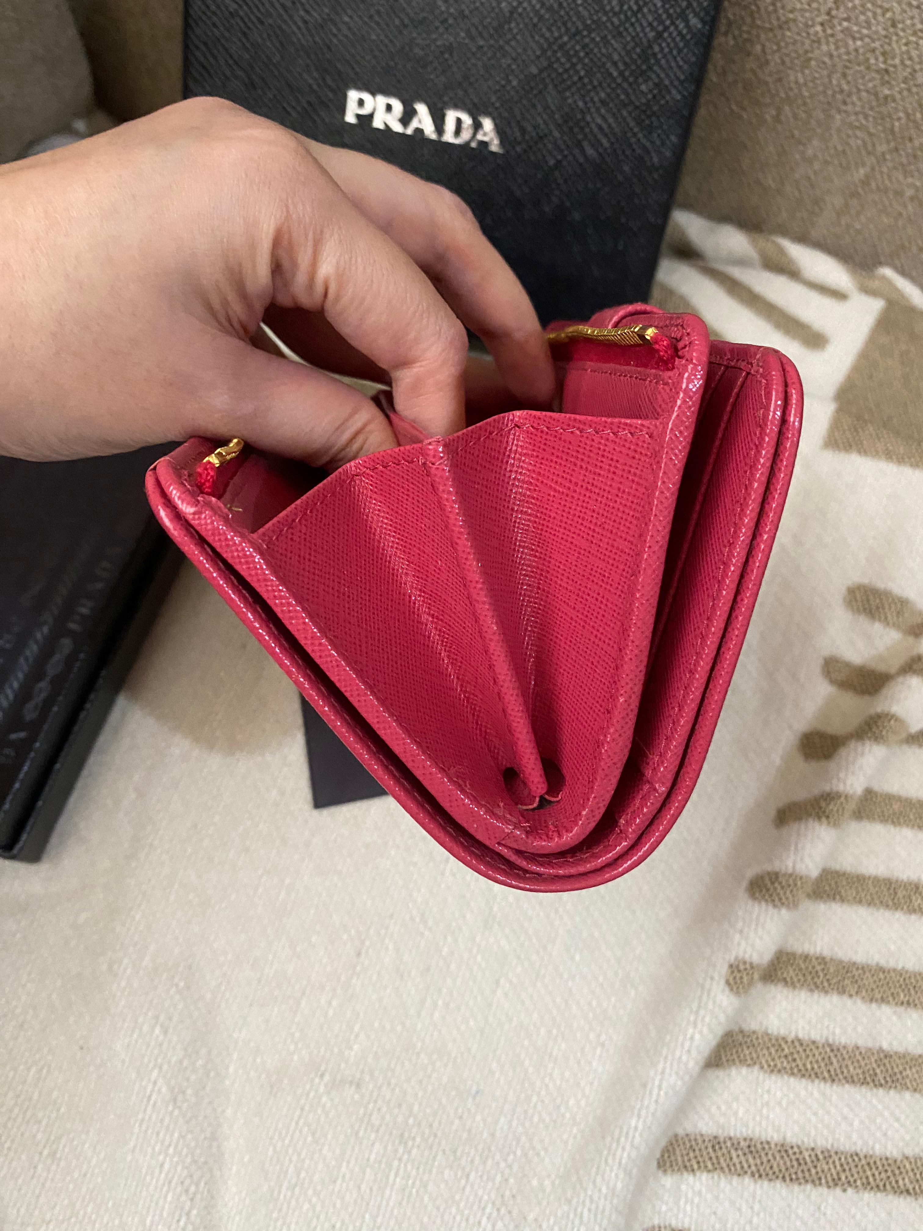 PRADA Saffiano Bi Fold women's wallet