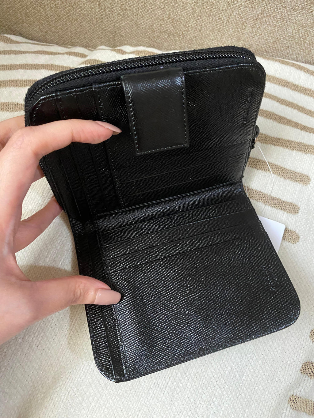 PRADA Saffiano Bi Fold medium women's wallet