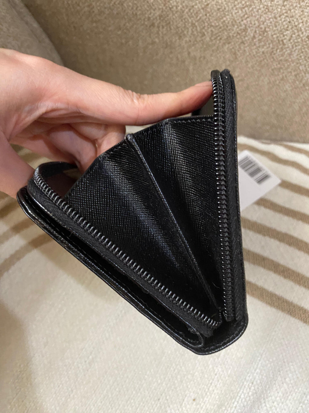 PRADA Saffiano Bi Fold medium women's wallet