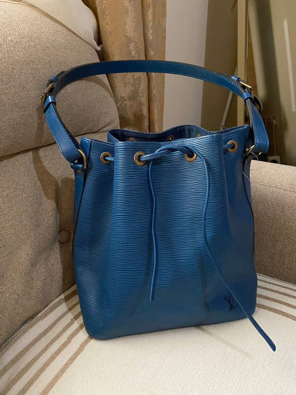 Louis Vuitton EPI Noe PM