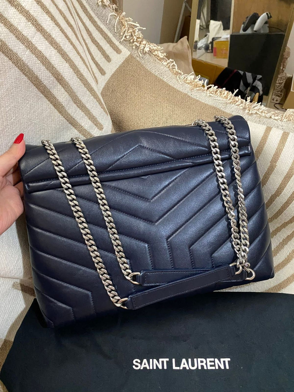 Yves Saint Laurent Loulou medium