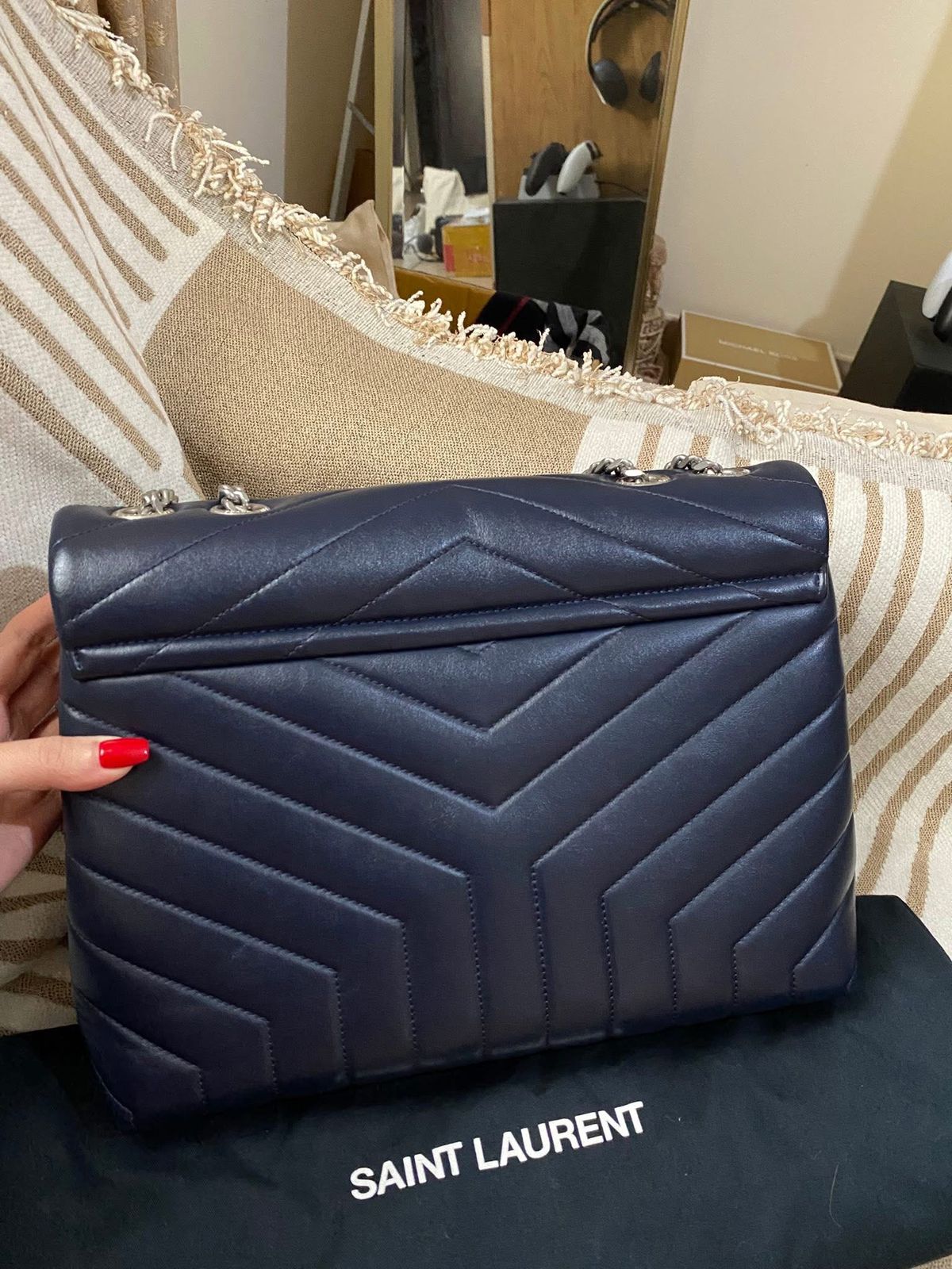 Yves Saint Laurent Loulou medium