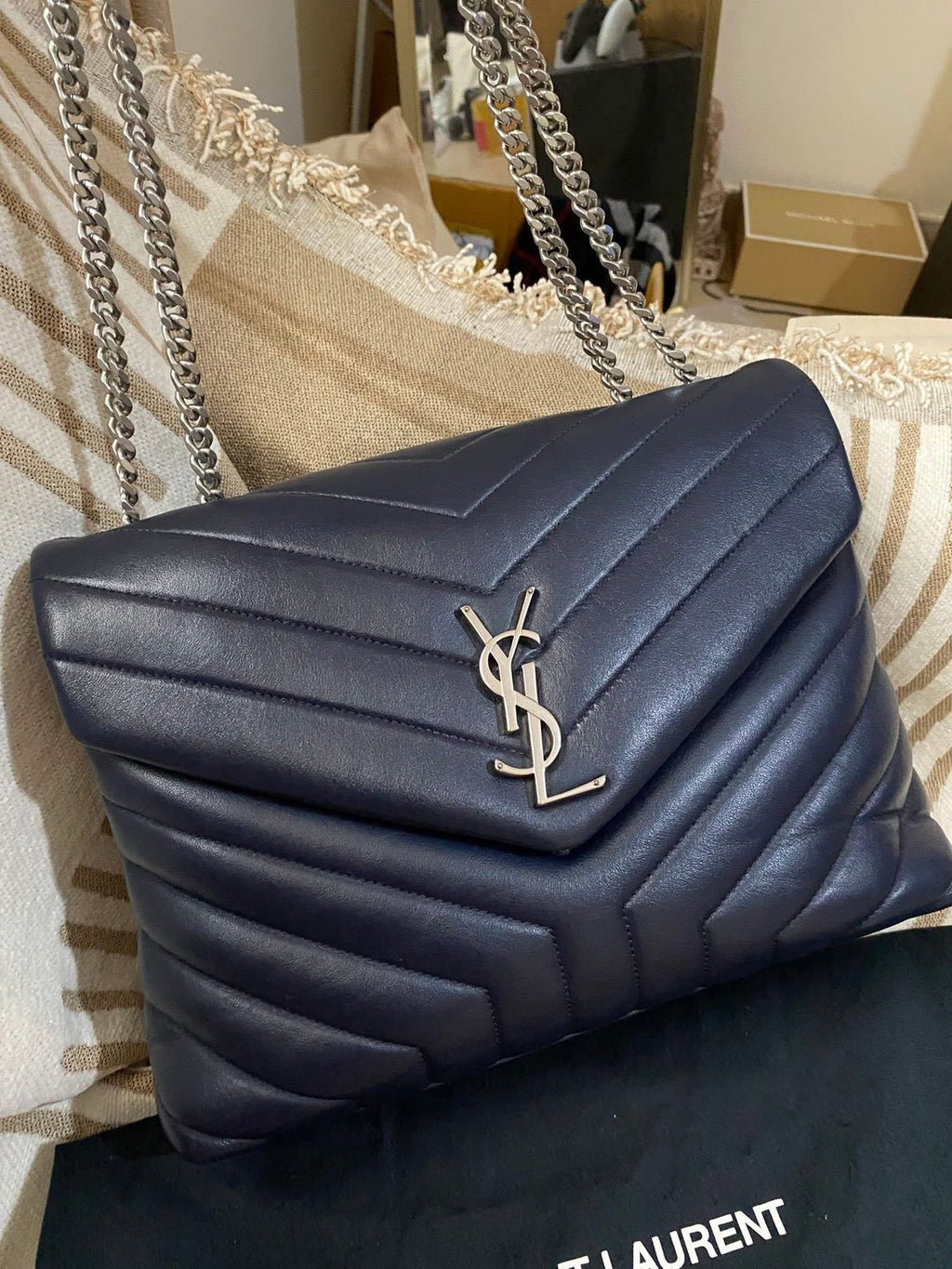 Yves Saint Laurent Loulou medium