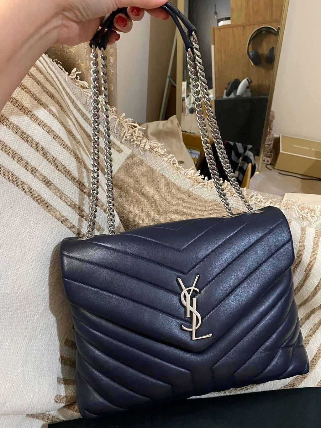 Yves Saint Laurent Loulou medium