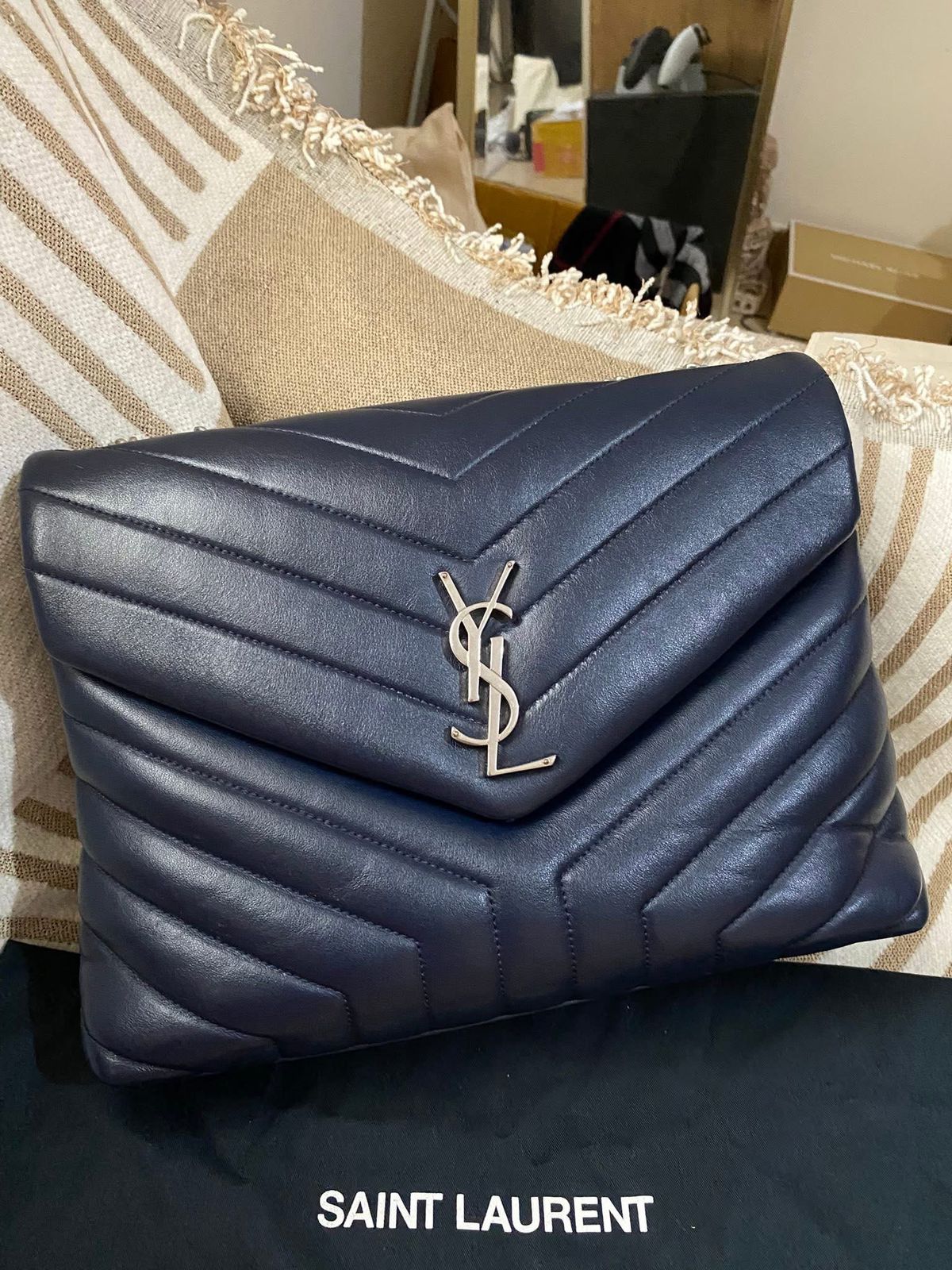 Yves Saint Laurent Loulou medium