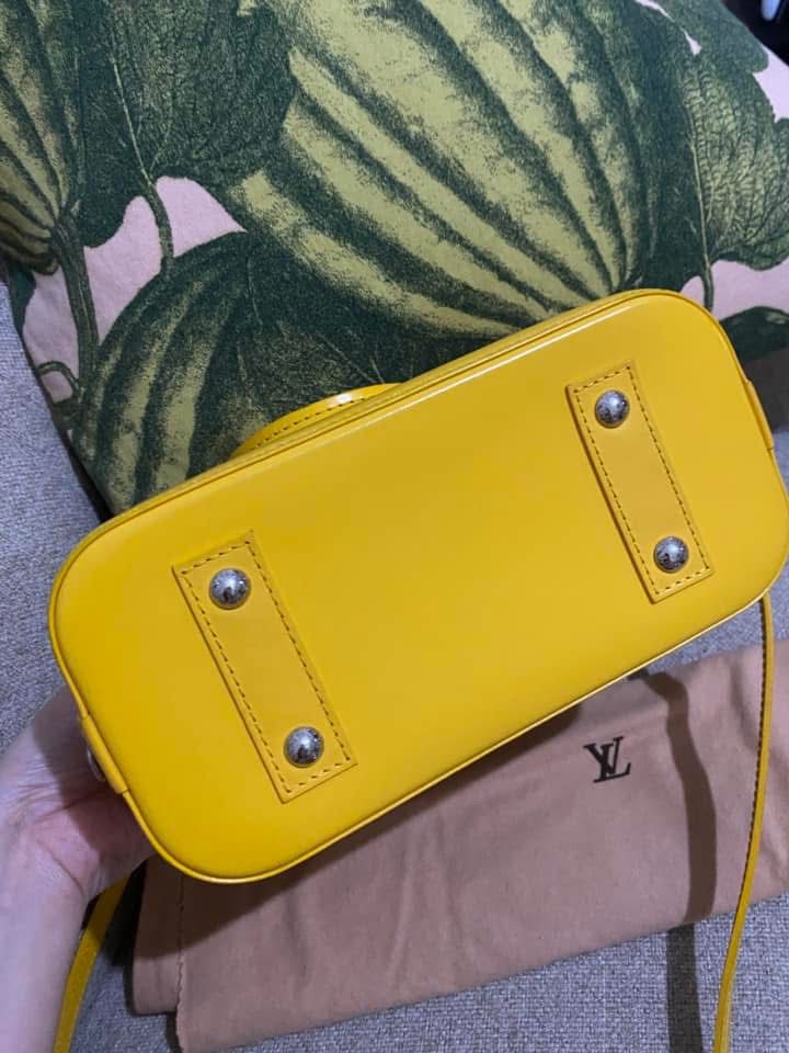 Louis Vuitton Yellow Epi Alma MM