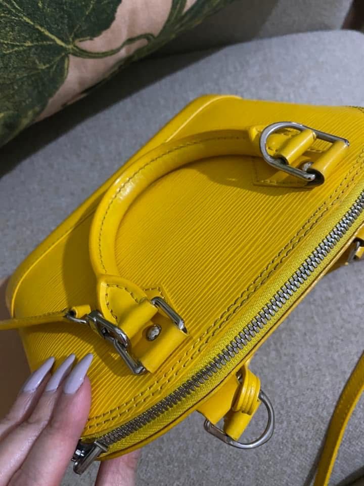 Louis Vuitton Yellow Epi Alma MM
