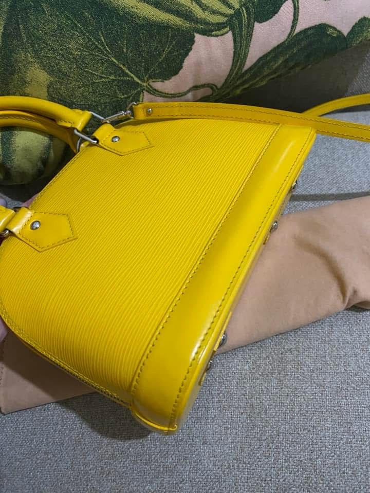 Louis Vuitton Yellow Epi Alma MM