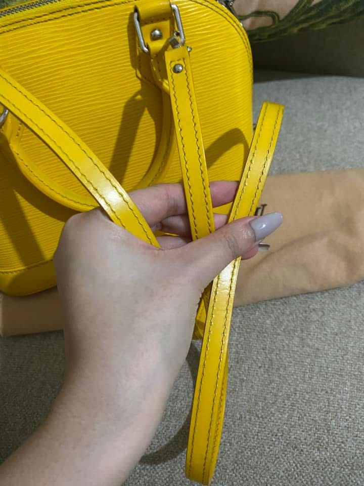 Louis Vuitton Yellow Epi Alma MM