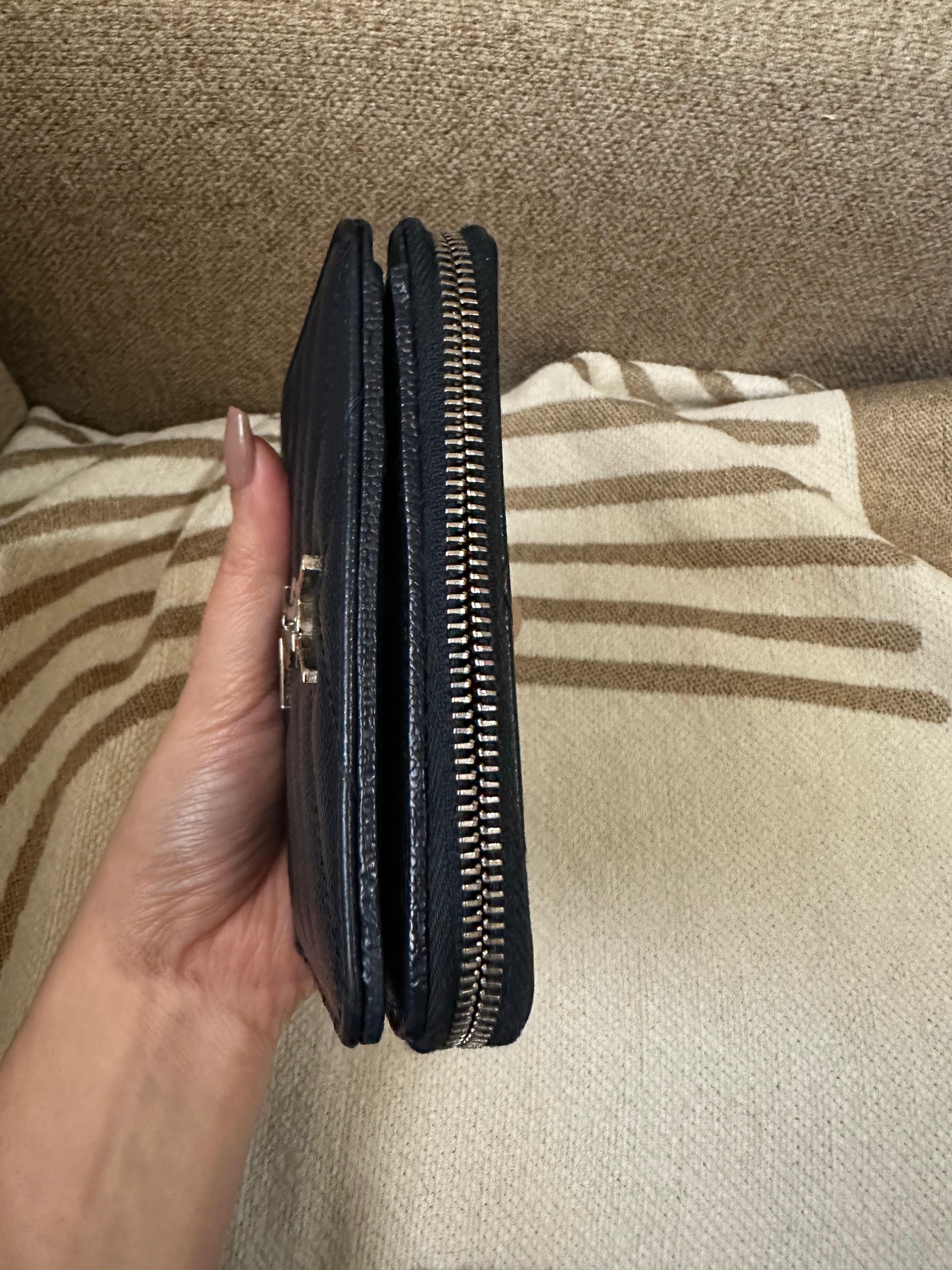 Yves Saint Laurent Bi Fold