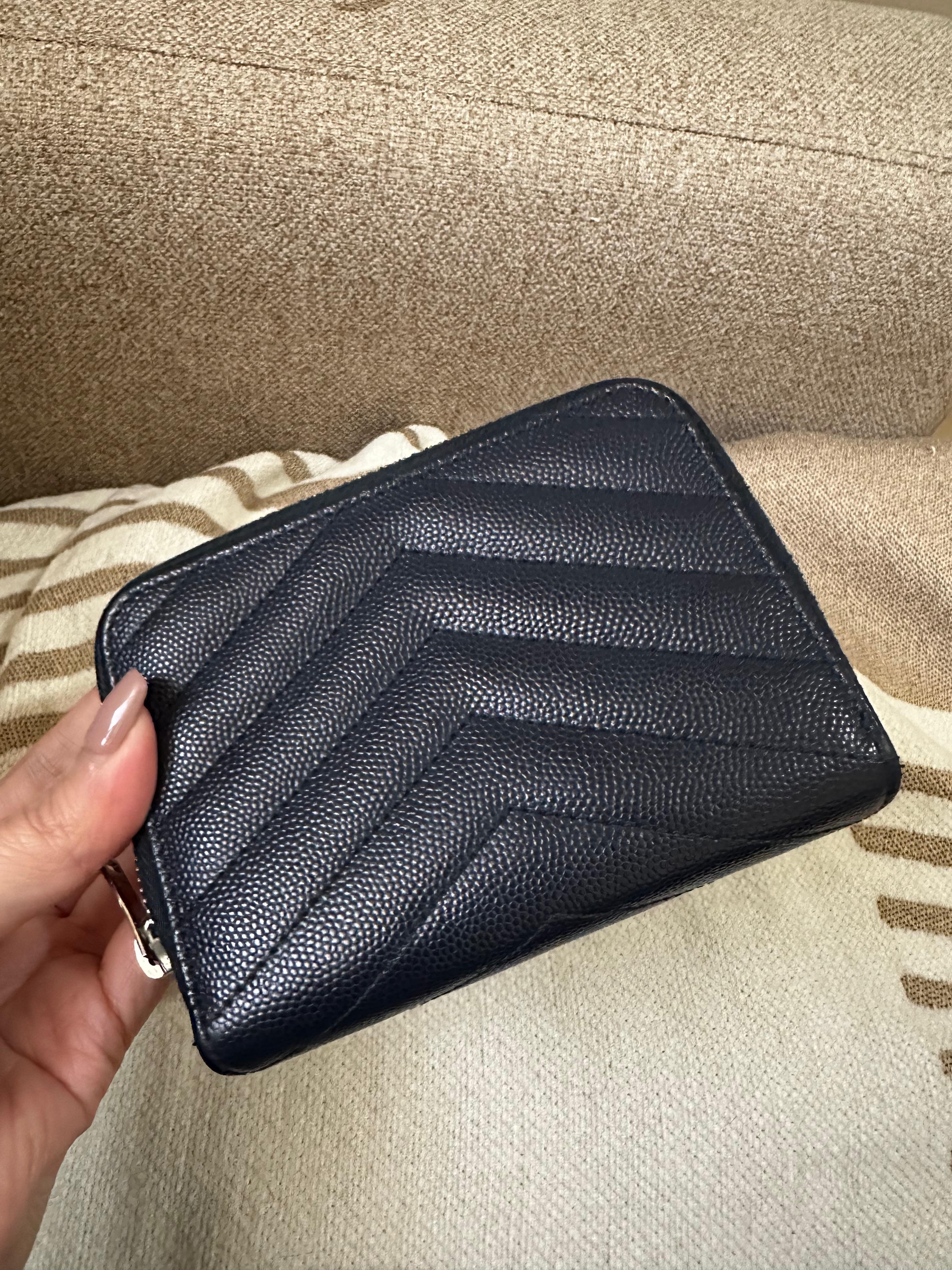 Yves Saint Laurent Bi Fold