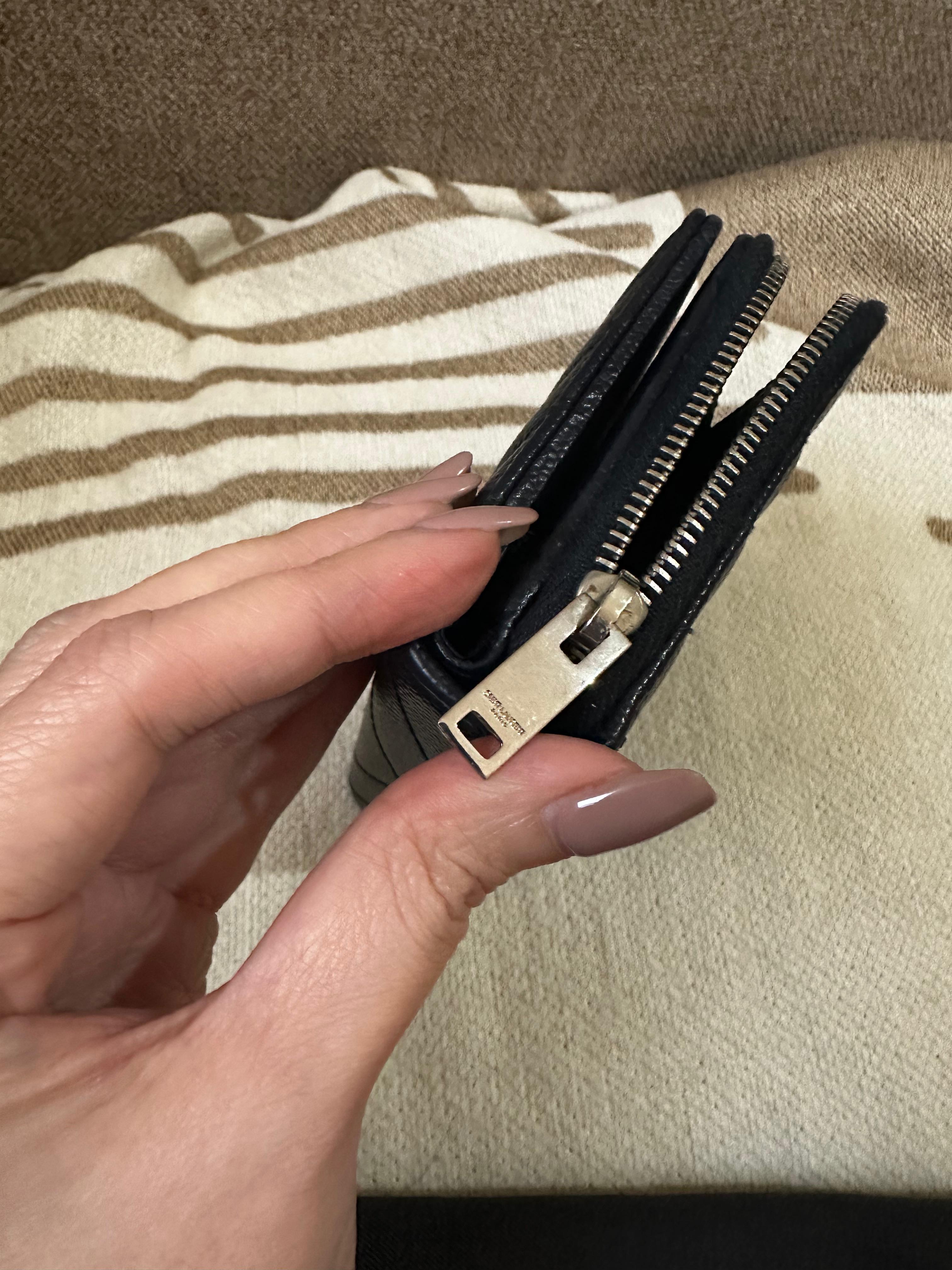 Yves Saint Laurent Bi Fold