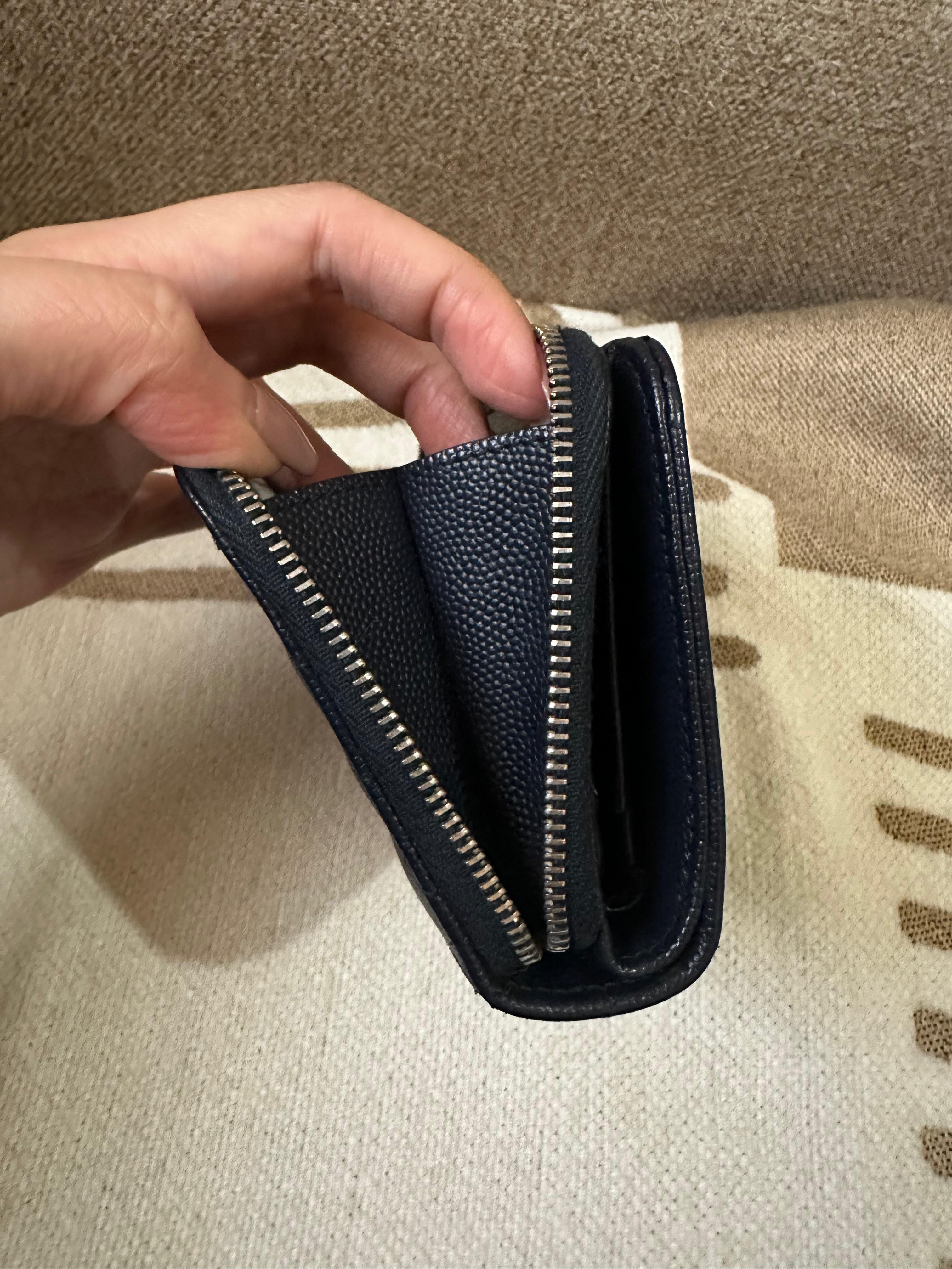 Yves Saint Laurent Bi Fold