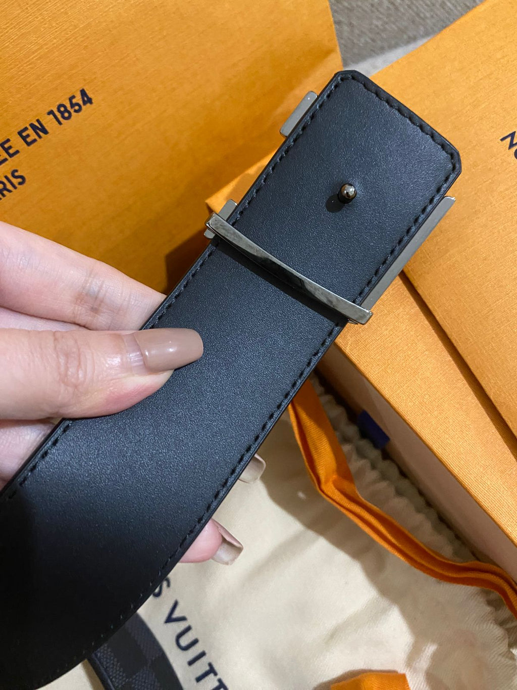 Louis Vuitton Graphite Men's Leather Belt