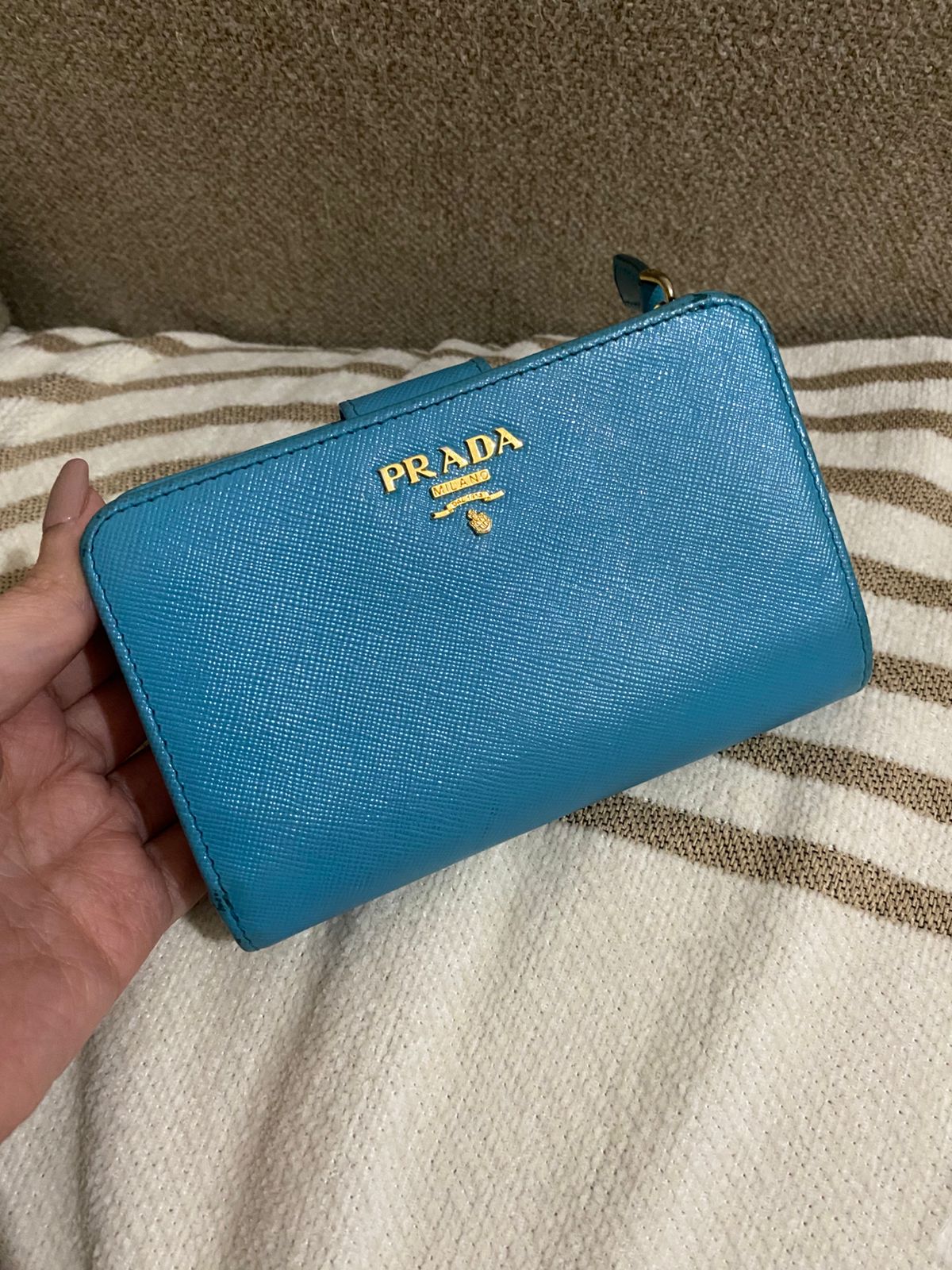 PRADA Saffiano Bi Fold Wallet
