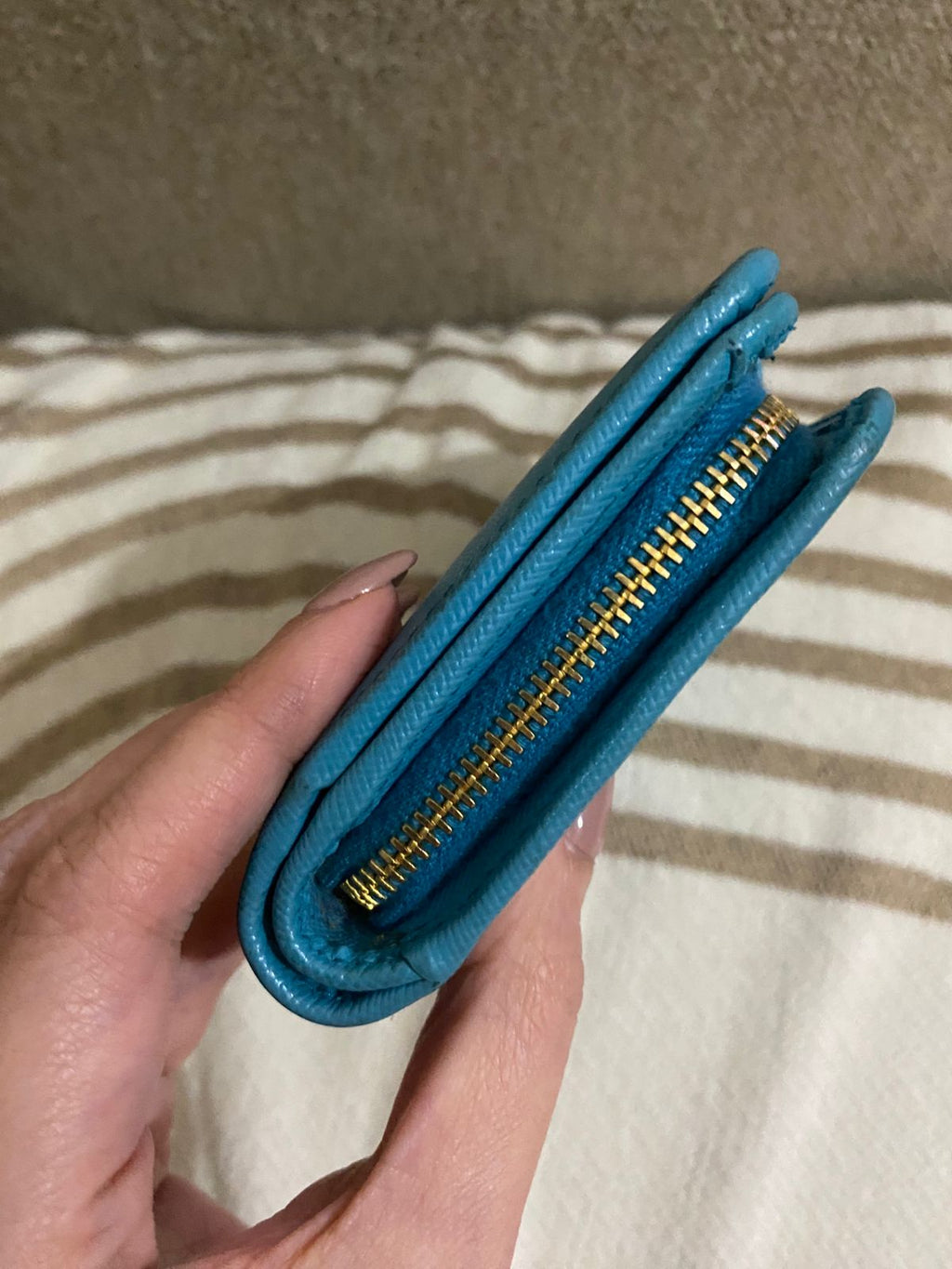PRADA Saffiano Bi Fold Wallet