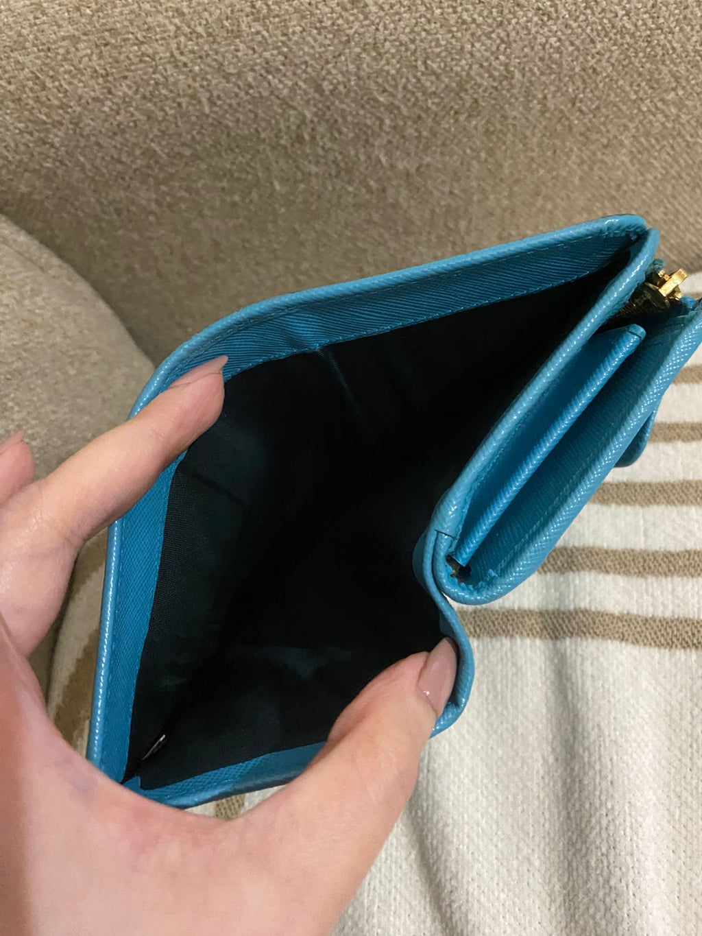 PRADA Saffiano Bi Fold Wallet