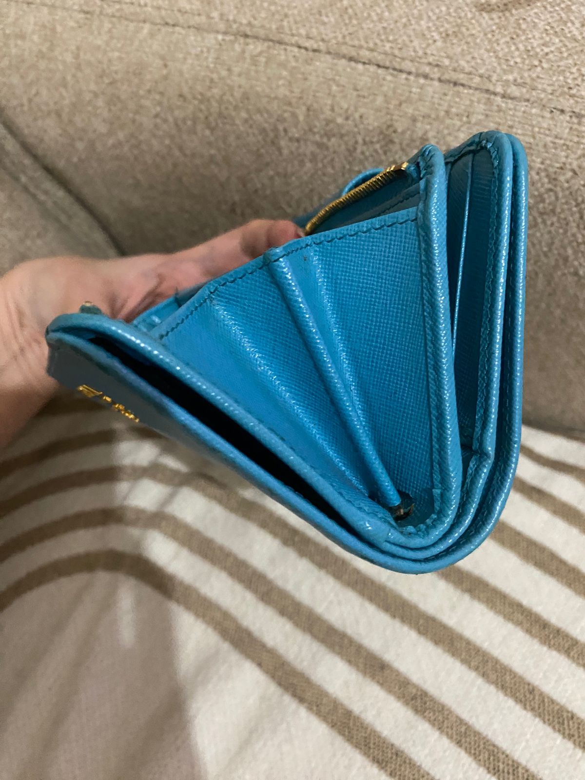 PRADA Saffiano Bi Fold Wallet