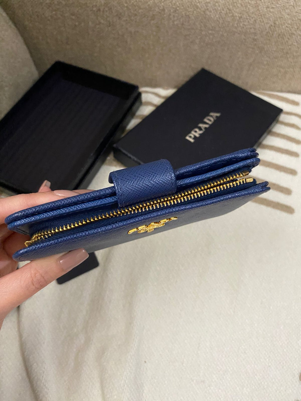 PRADA Saffiano Bi Fold Wallet