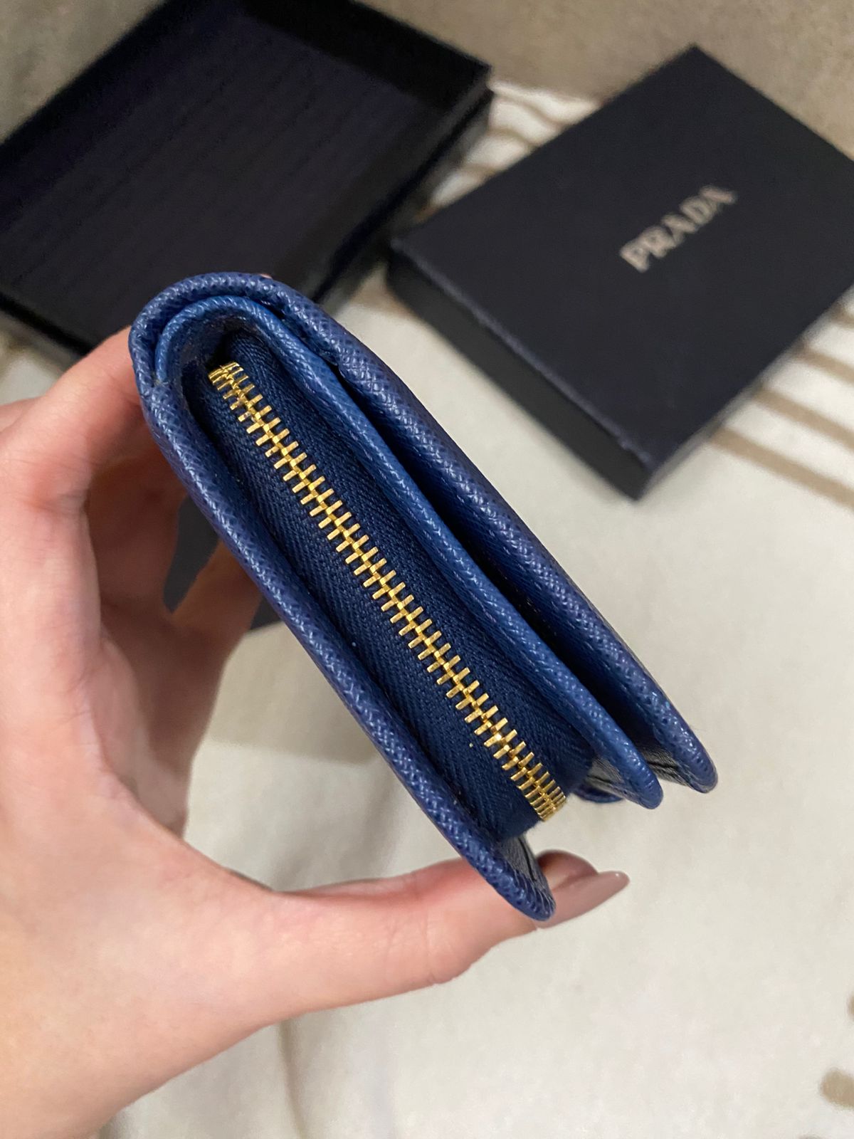 PRADA Saffiano Bi Fold Wallet