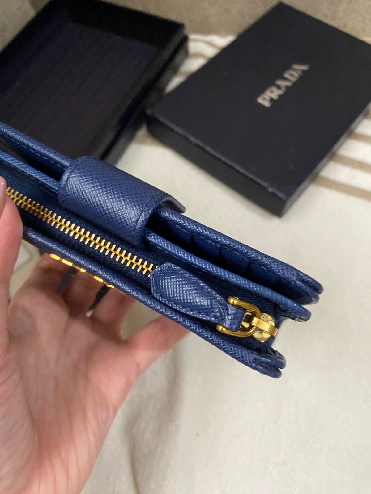 PRADA Saffiano Bi Fold Wallet