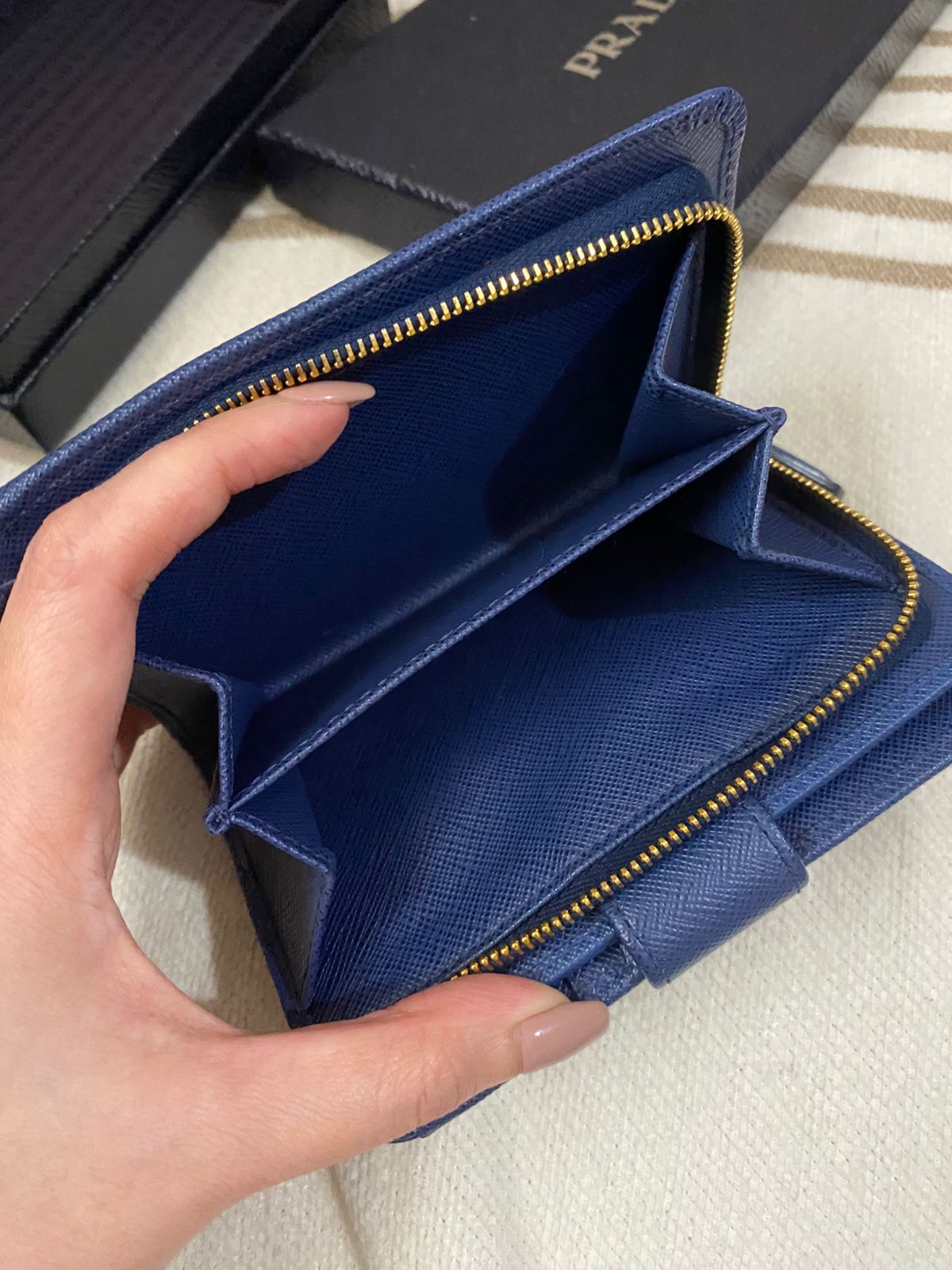 PRADA Saffiano Bi Fold Wallet