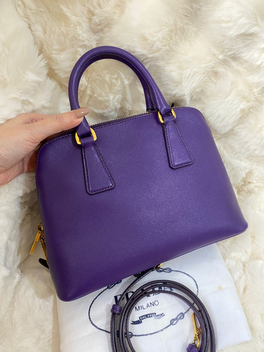 PRADA Saffiano Lux Small in Viola
