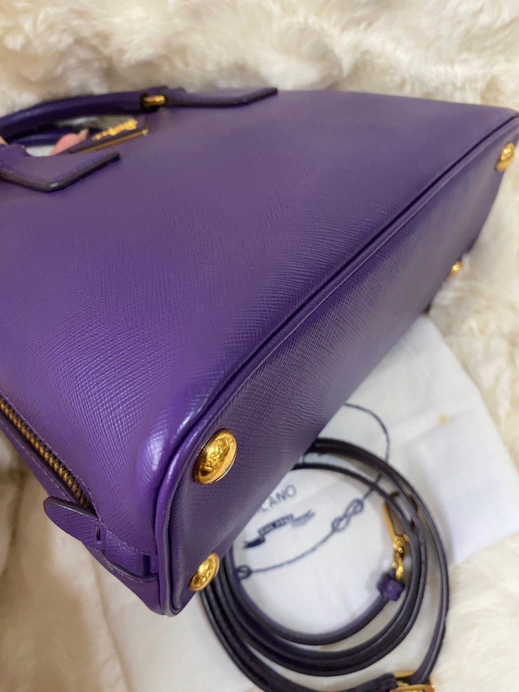 PRADA Saffiano Lux Small in Viola