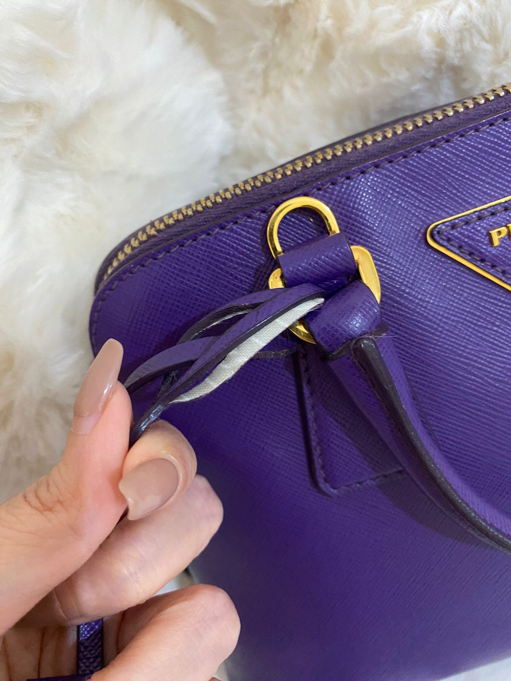 PRADA Saffiano Lux Small in Viola