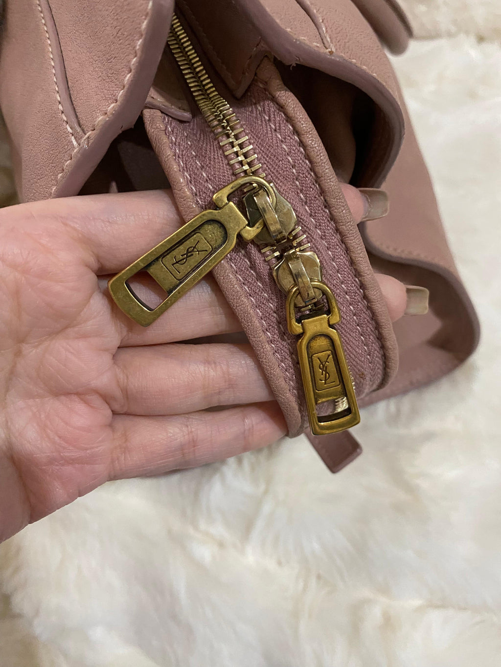 Yves Saint Laurent Y Cabas Chyc Old Rose Handbag