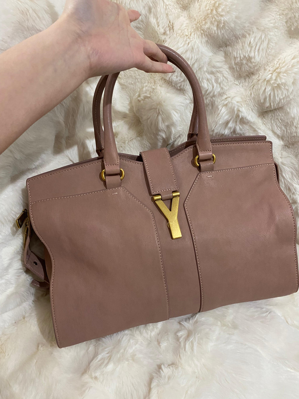 Yves Saint Laurent Y Cabas Chyc Old Rose Handbag