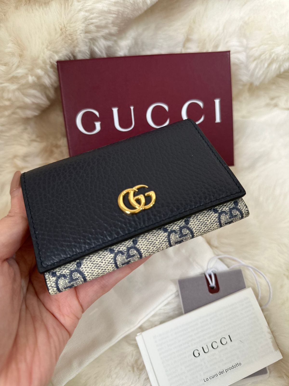 GUCCI GG Marmont Card Case Wallet