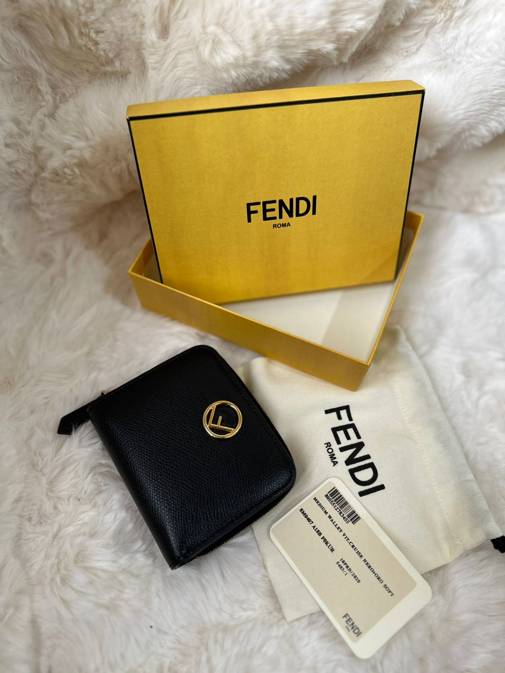 FENDI Roma Bi Fold Wallet