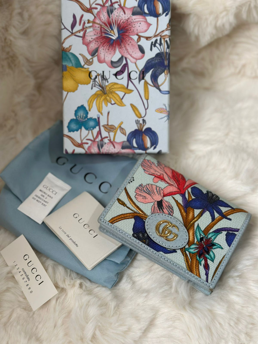 GUCCI GG Marmont Flora Limited Edition Bi Fold Wallet