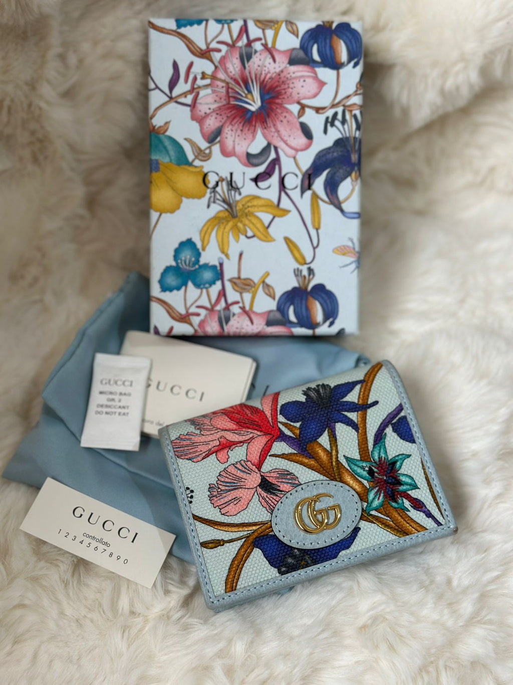 GUCCI GG Marmont Flora Limited Edition Bi Fold Wallet