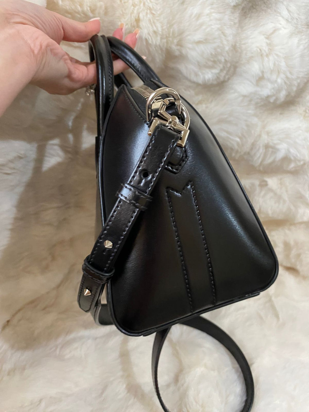 GIVENCHY Antigona Calf Skin Mini Top Handle Bag