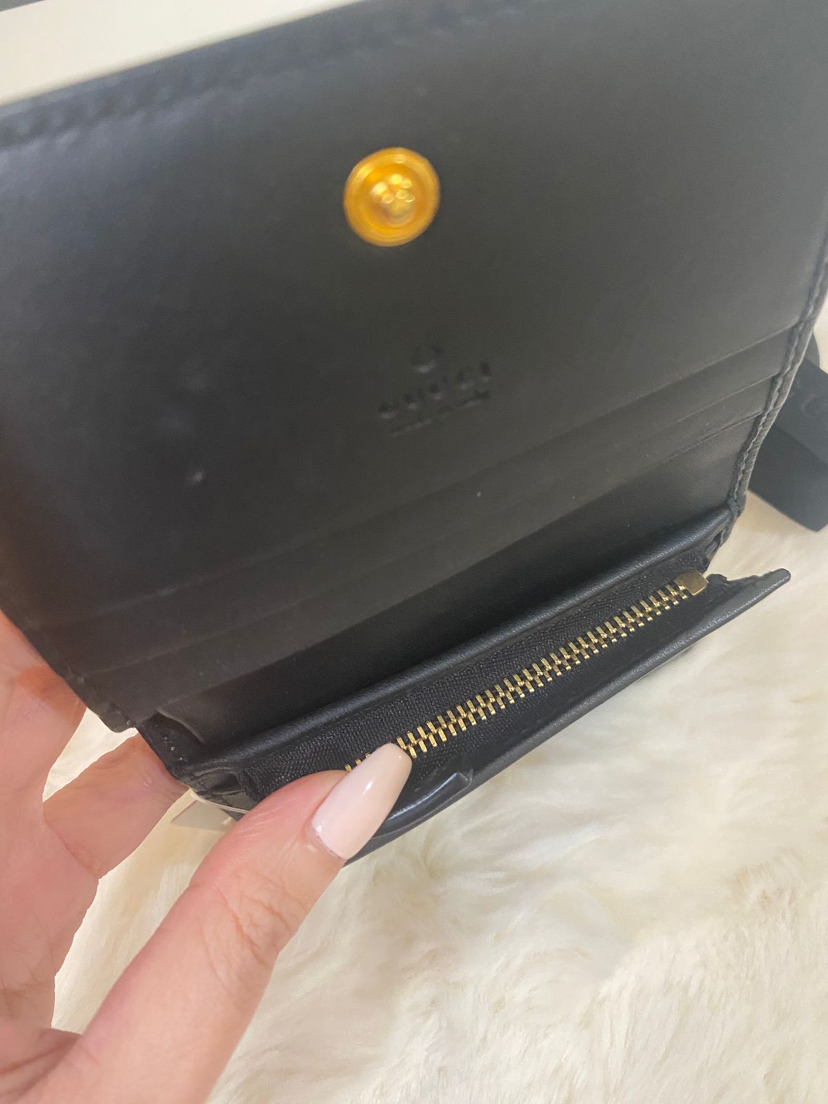 GUCCI Supreme Bees Card Case Wallet