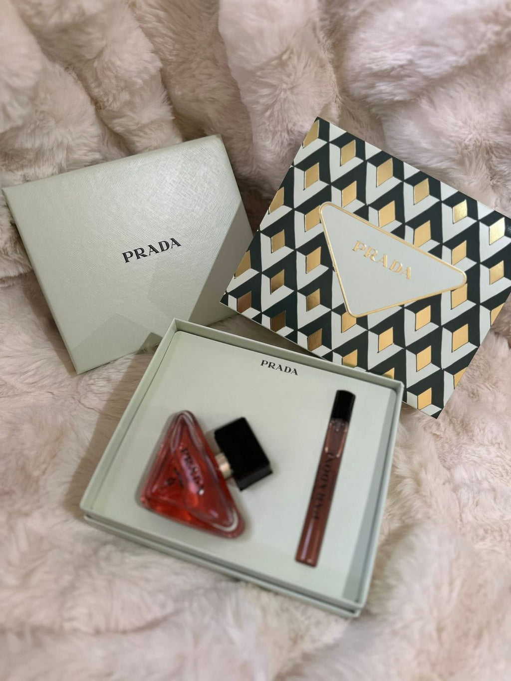 PRADA PARADOX INTENSE GIFT SET 50ml+10ml  Perfume